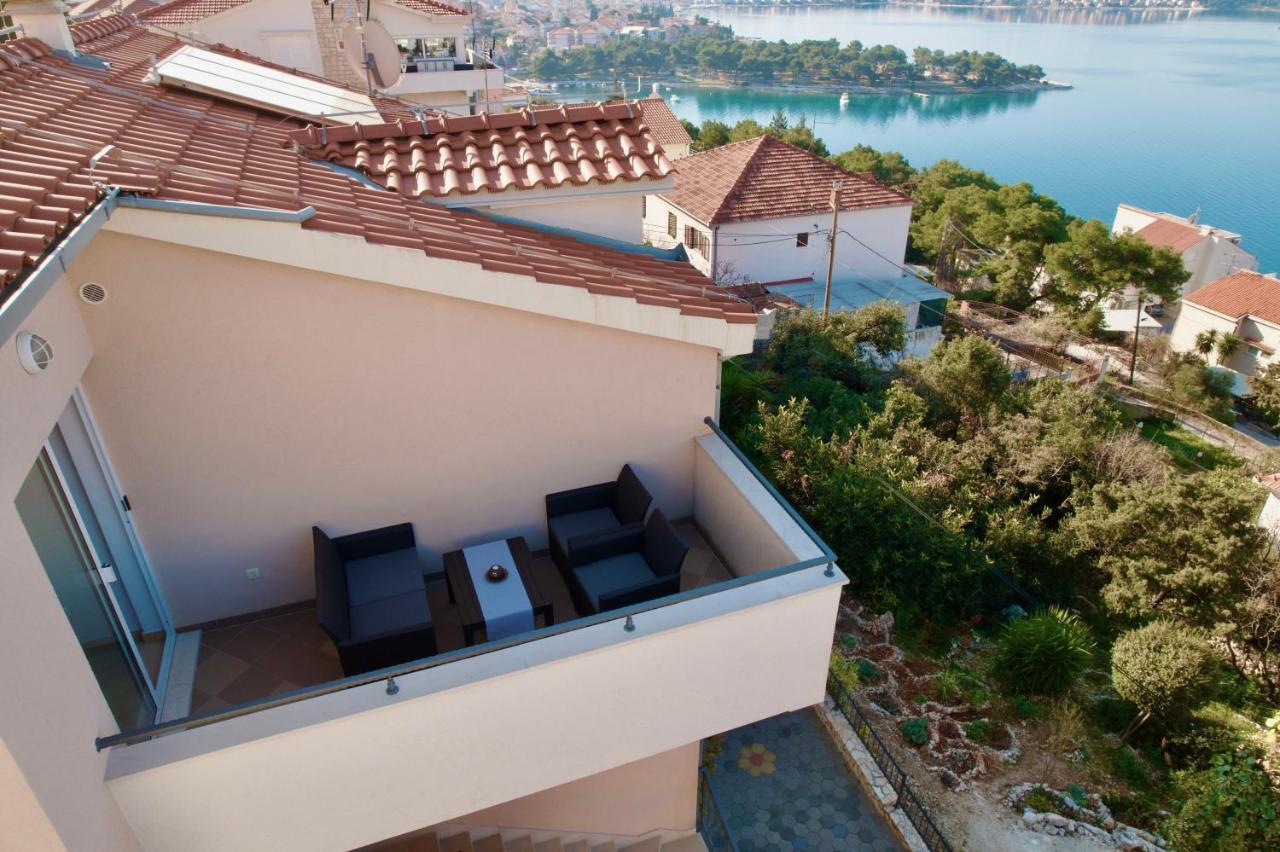 Cvita Apartments Трогир Экстерьер фото
